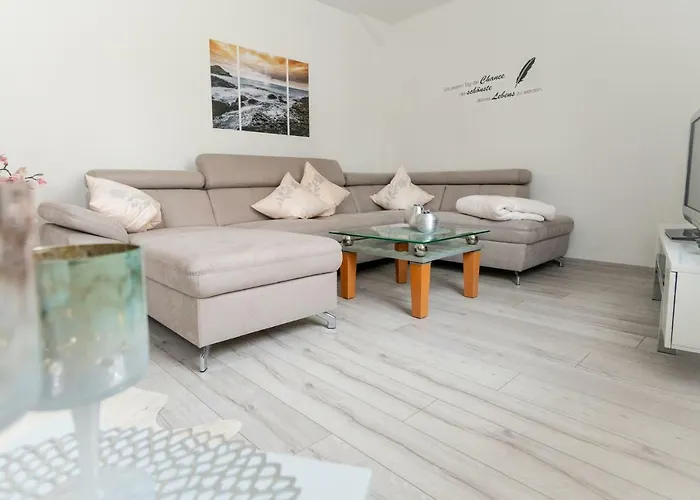 Am Spiel-emagazin Apartment *